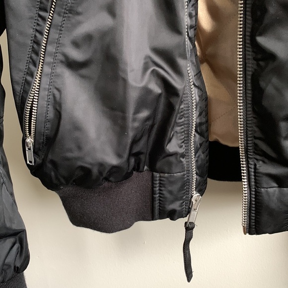 GAP Bomber Jacket size small - black - Picture 7 of 7